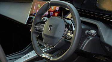 Peugeot 308 – steering wheel
