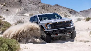 Ford F-150 Raptor R – front