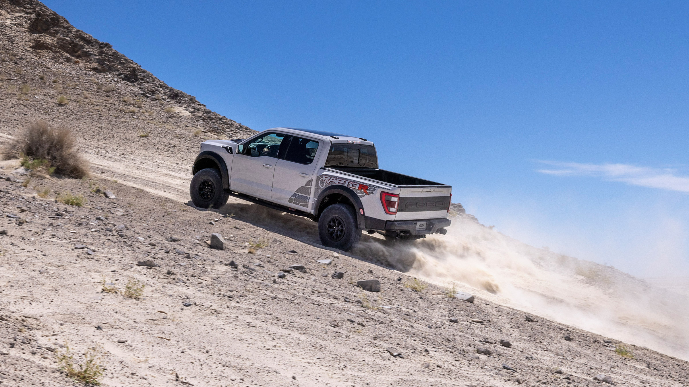Ford F-150 Raptor R – rear