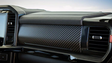 Ford F-150 Raptor R – dash