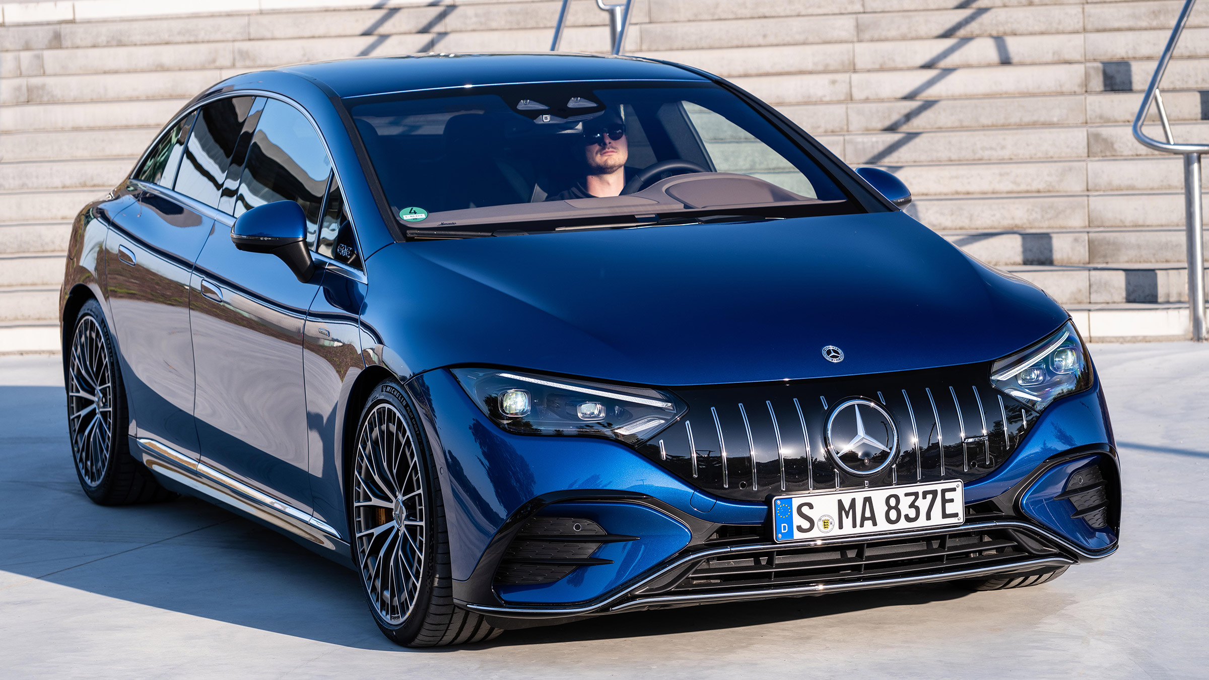 Mercedes-AMG EQE53 – front quarter