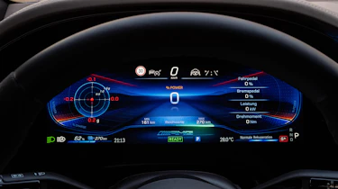 Mercedes-AMG EQE53 – dials