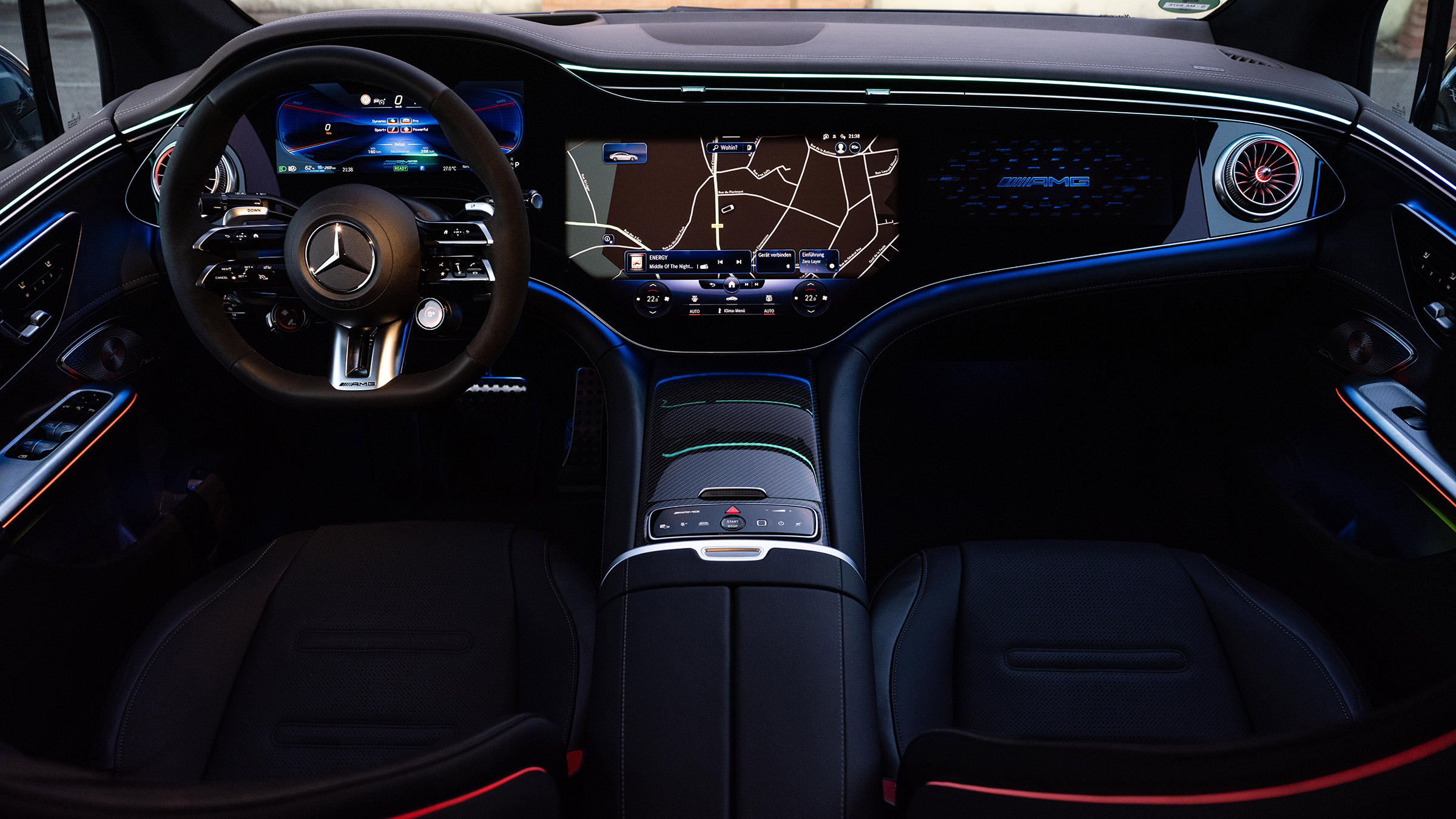 Mercedes-AMG EQE53 – dash