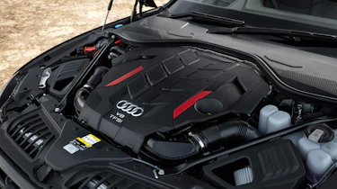 Audi S8 UK drive – engine