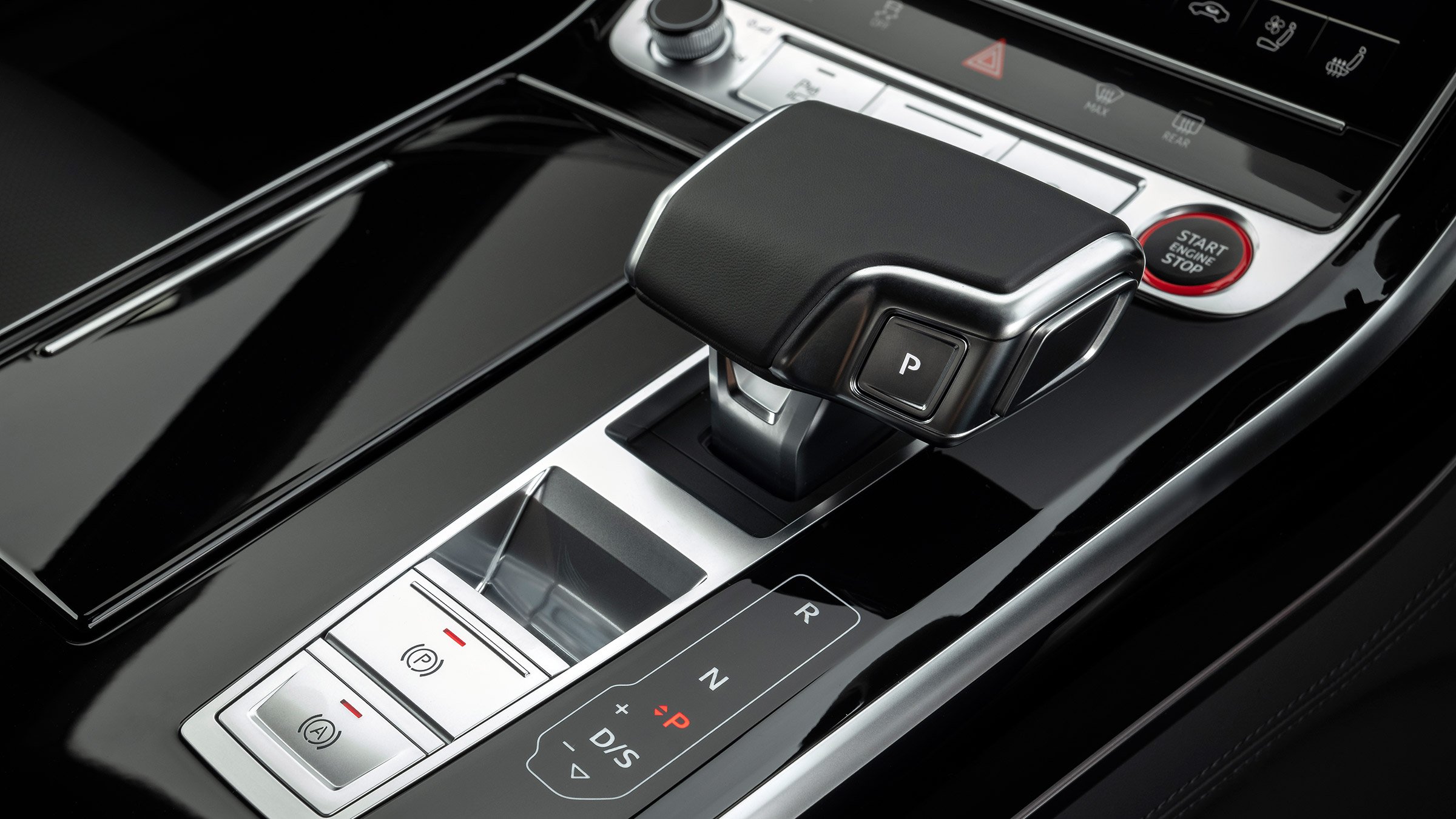 Audi S8 UK drive – gear selector