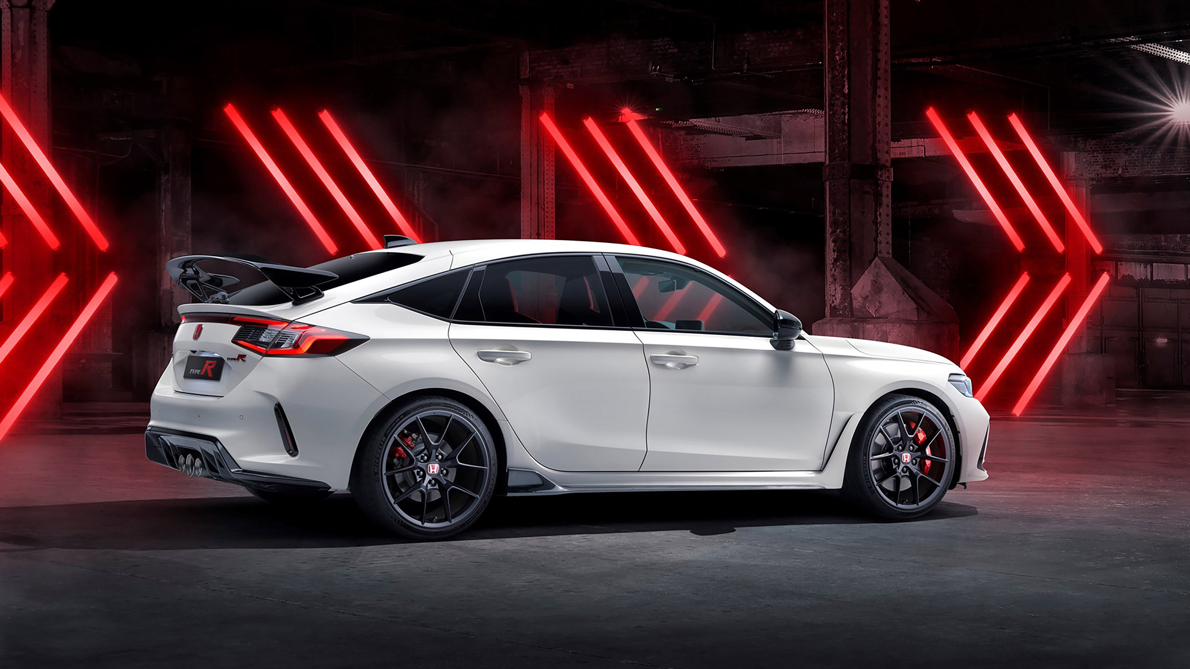 Honda Civic Type R – rear quarter