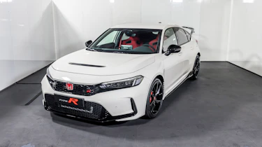 Honda Civic Type R studio – front quarter