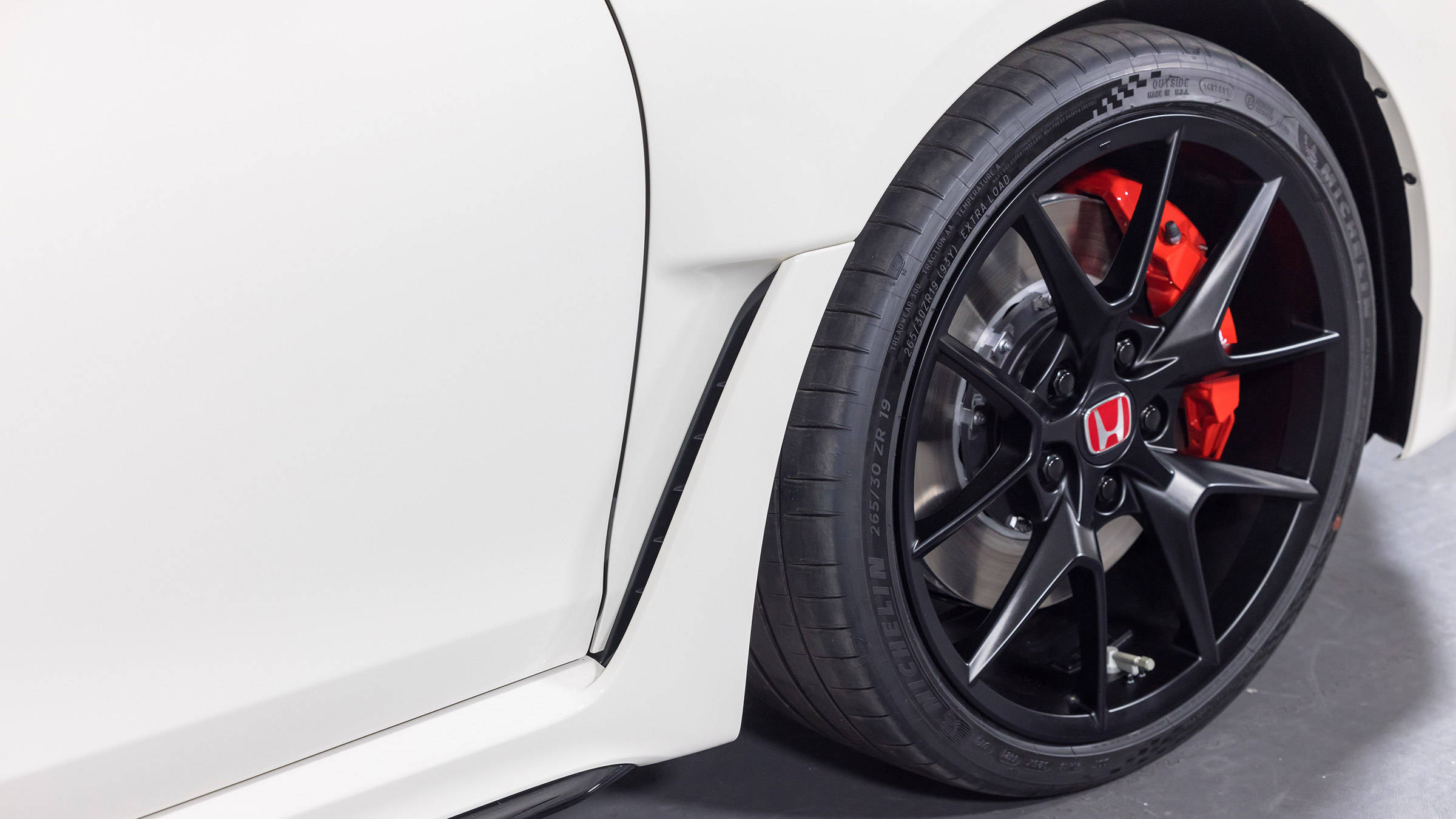 Honda Civic Type R studio – arch