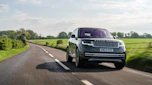 Range Rover review – front tracking