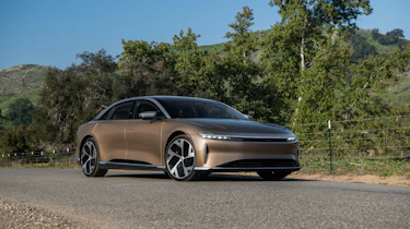 Lucid Air – front quarter static