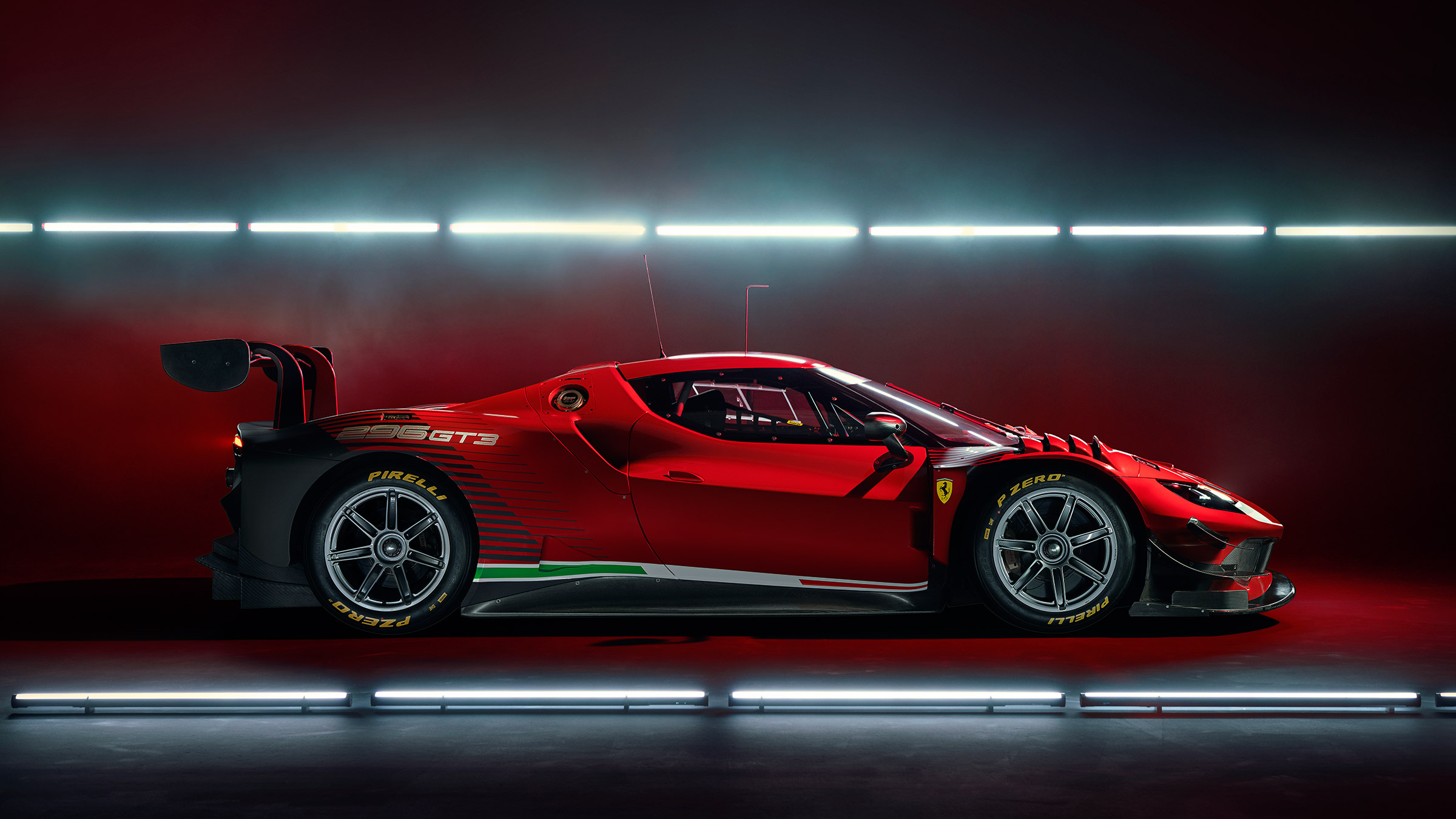 Ferrari 296 GT3 – side