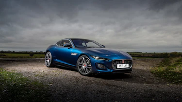 Jaguar F-Type P450 RWD – front static