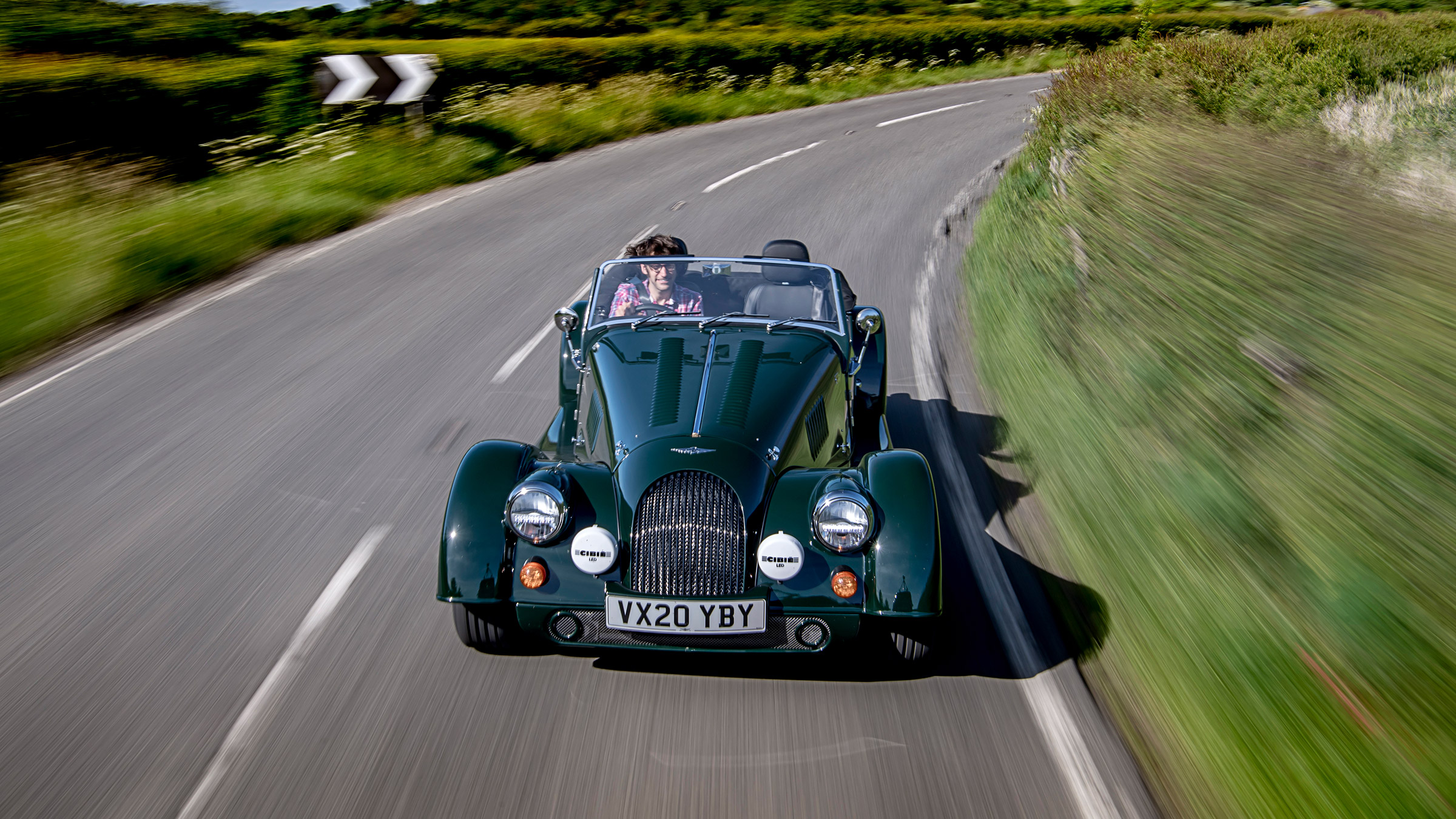 Morgan Plus Four – tracking