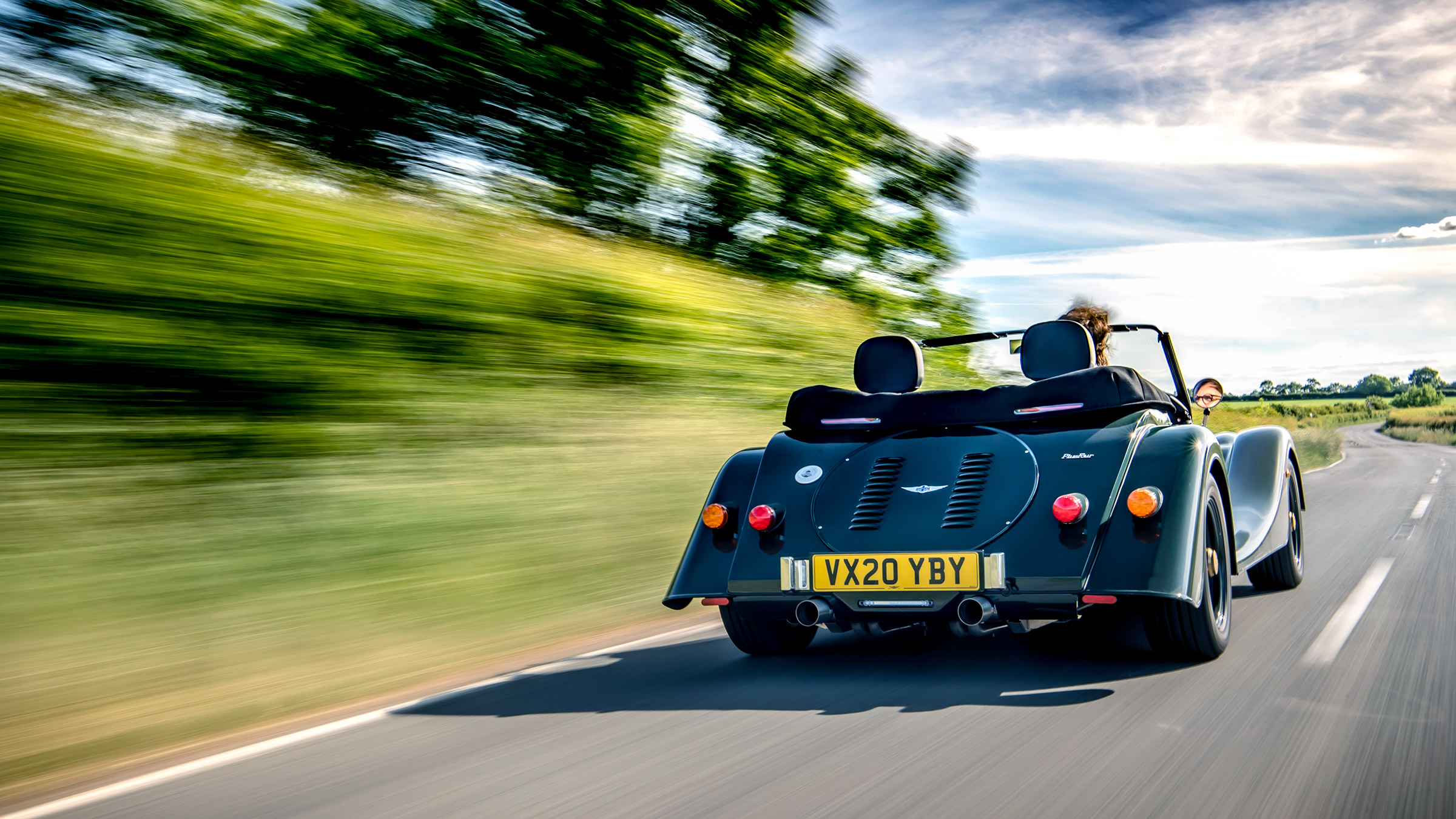 Morgan Plus Four – rear tracking