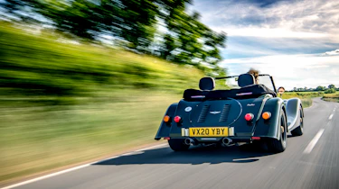 Morgan Plus Four – rear tracking