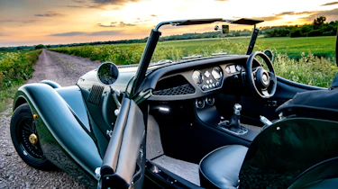 Morgan Plus Four – cabin