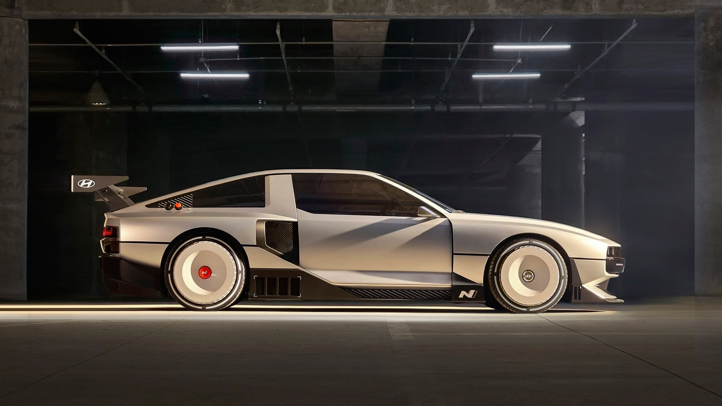 Hyundai N Vision 74 – profile