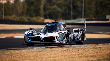 BMW LMDh (actual) – cornering
