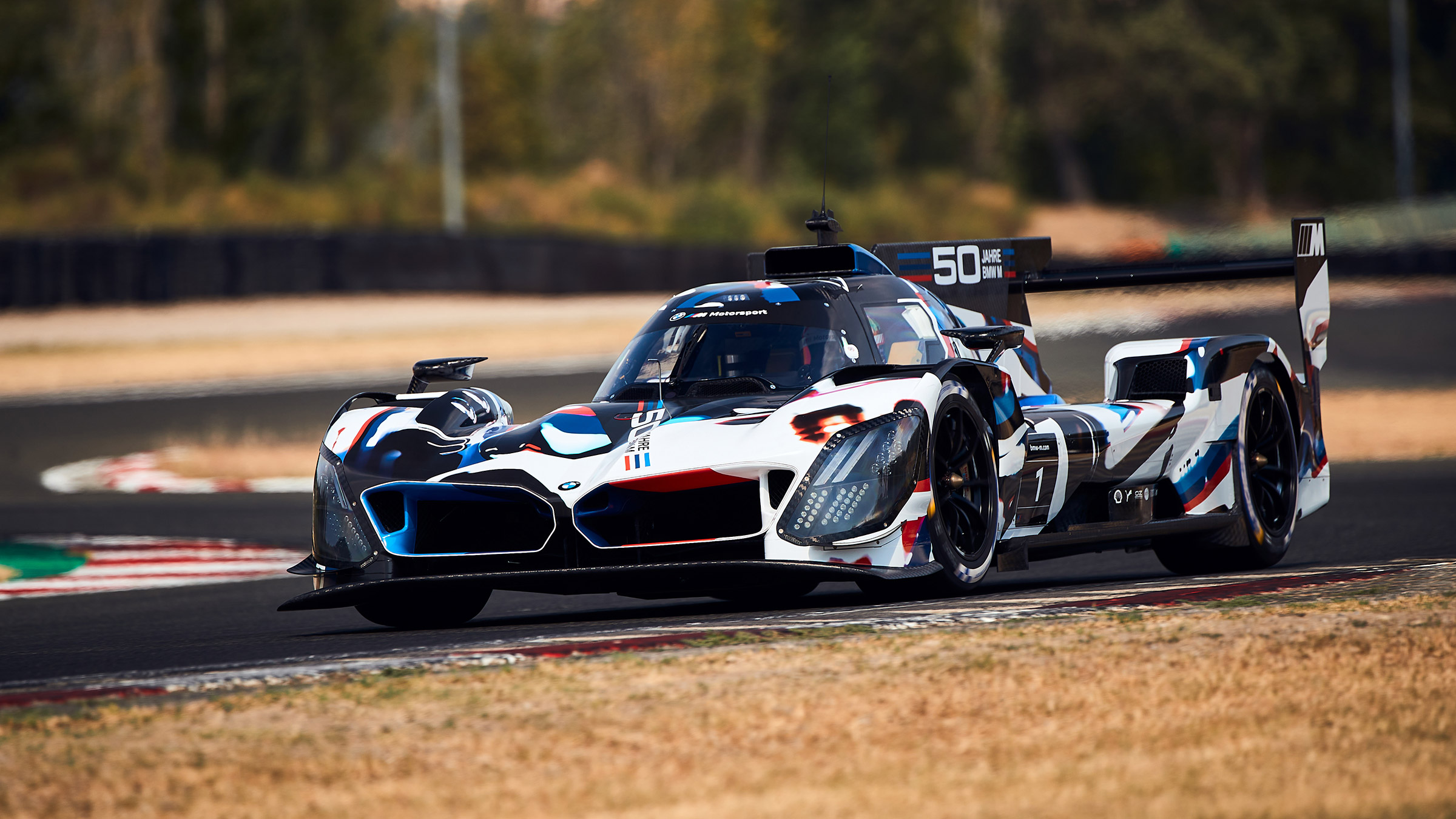 BMW LMDh (actual) – front