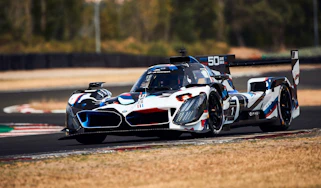 BMW LMDh (actual) – front
