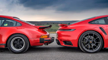 911 Turbos feature – rears