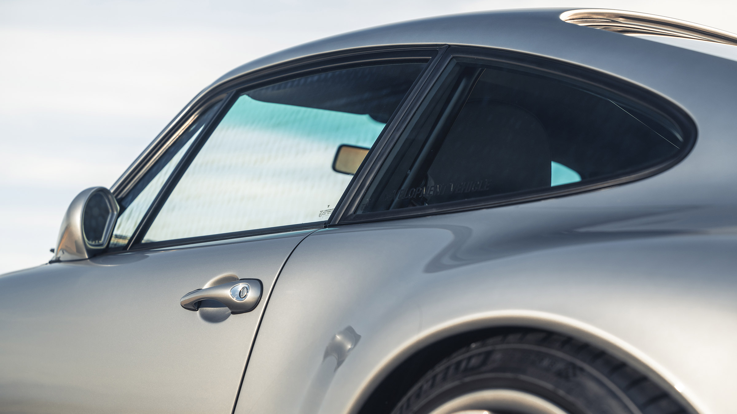 Paul Stephens Autoart Porsche 993R – haunch