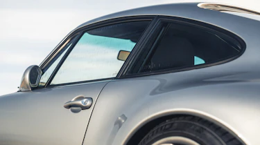 Paul Stephens Autoart Porsche 993R – haunch