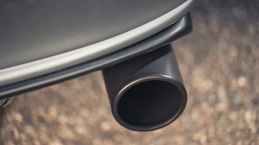 Paul Stephens Autoart Porsche 993R – exhaust