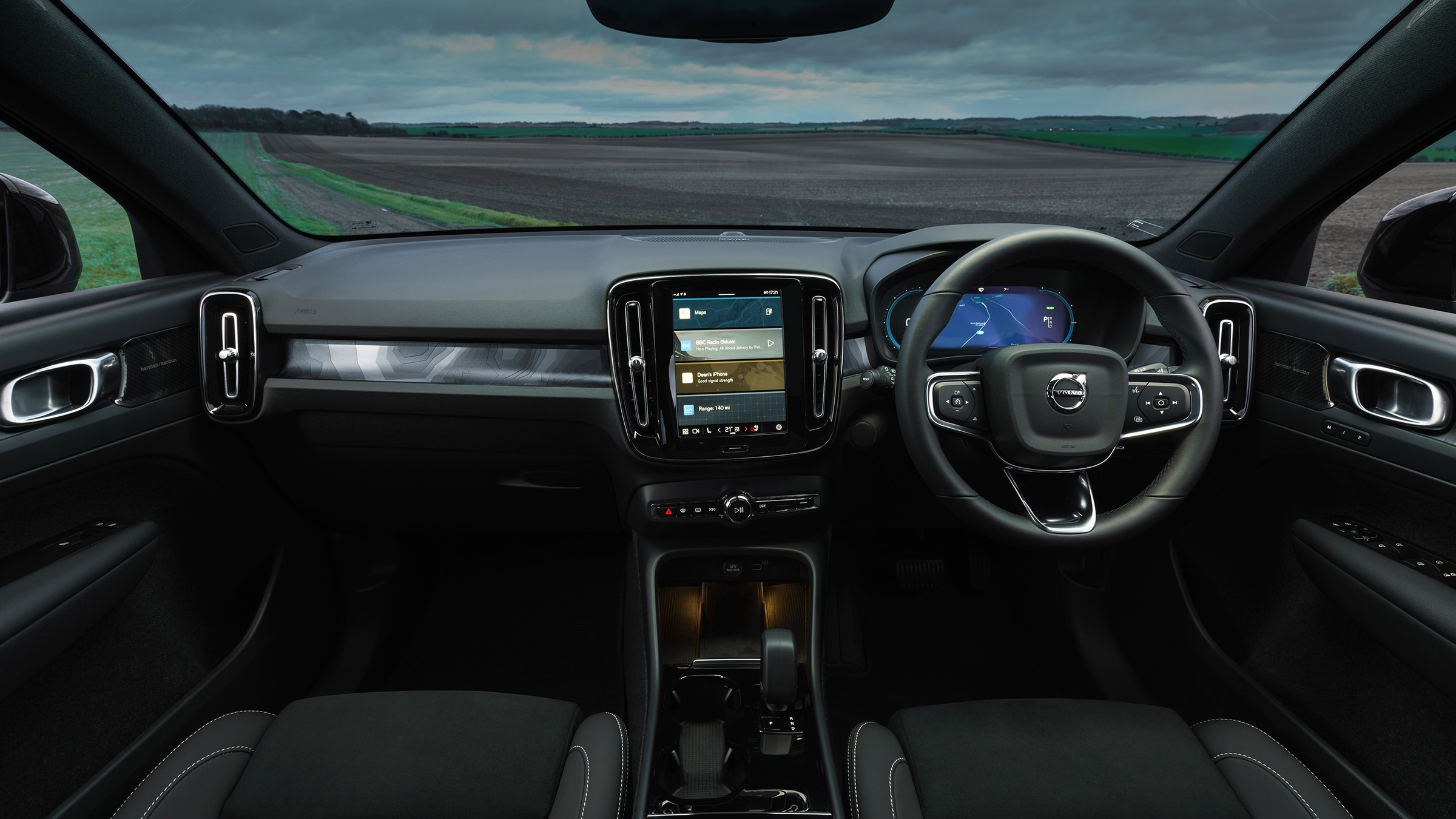 Volvo C40 recharge – cabin
