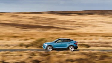 Volvo C40 recharge – pan