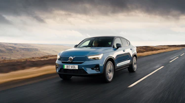 Volvo C40 recharge – front tracking