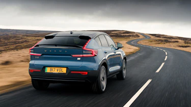 Volvo C40 recharge – rear tracking 2