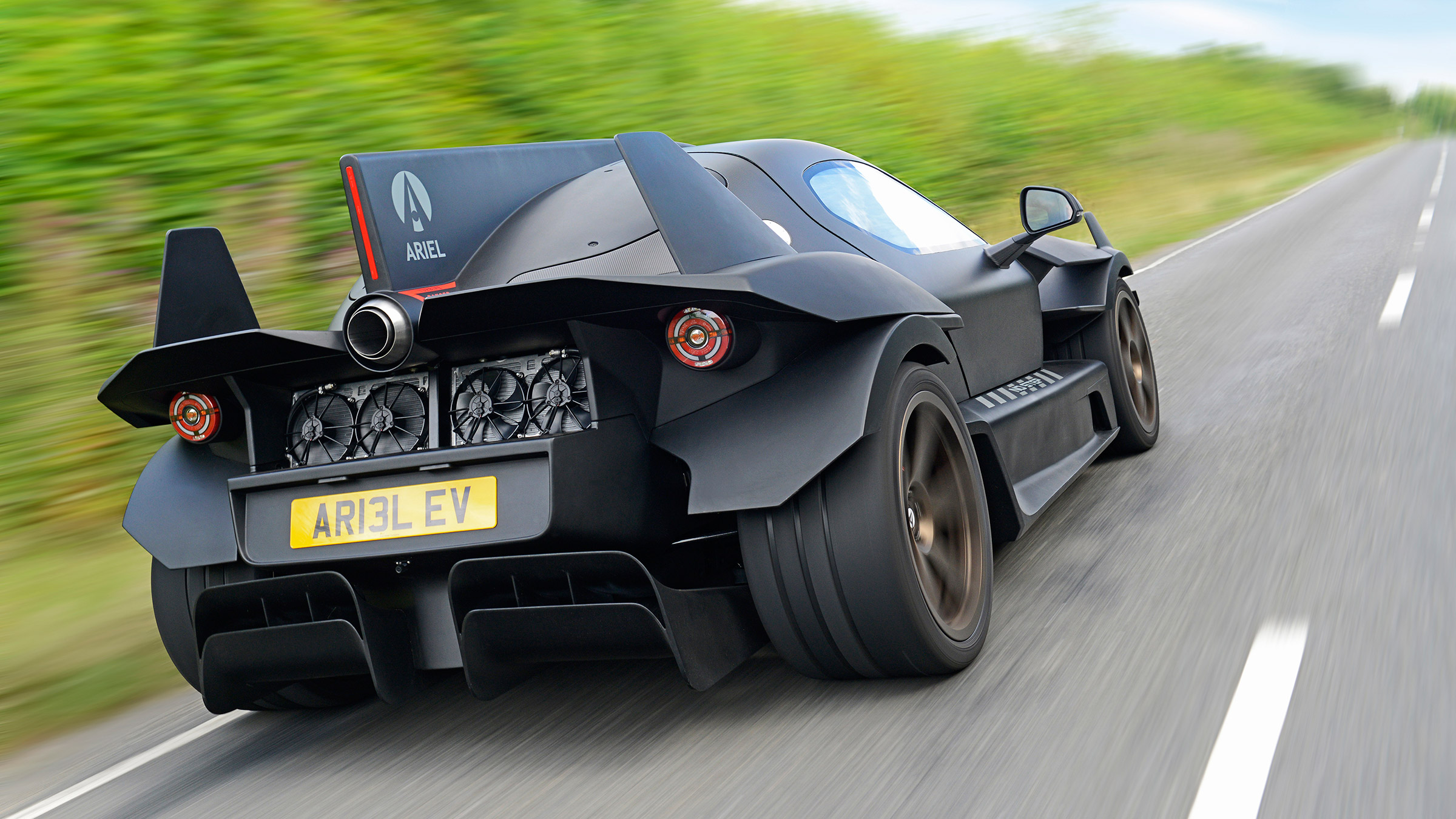 Ariel Hipercar – rear tracking