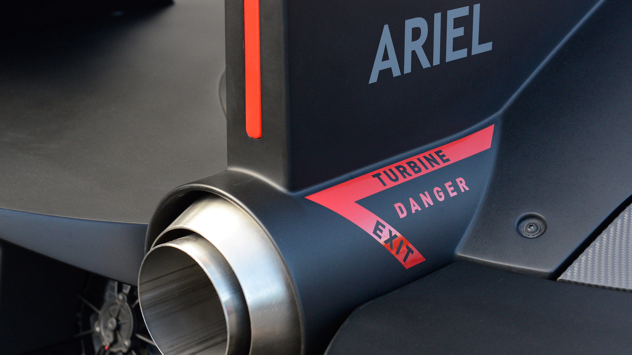 Ariel Hipercar – pipe