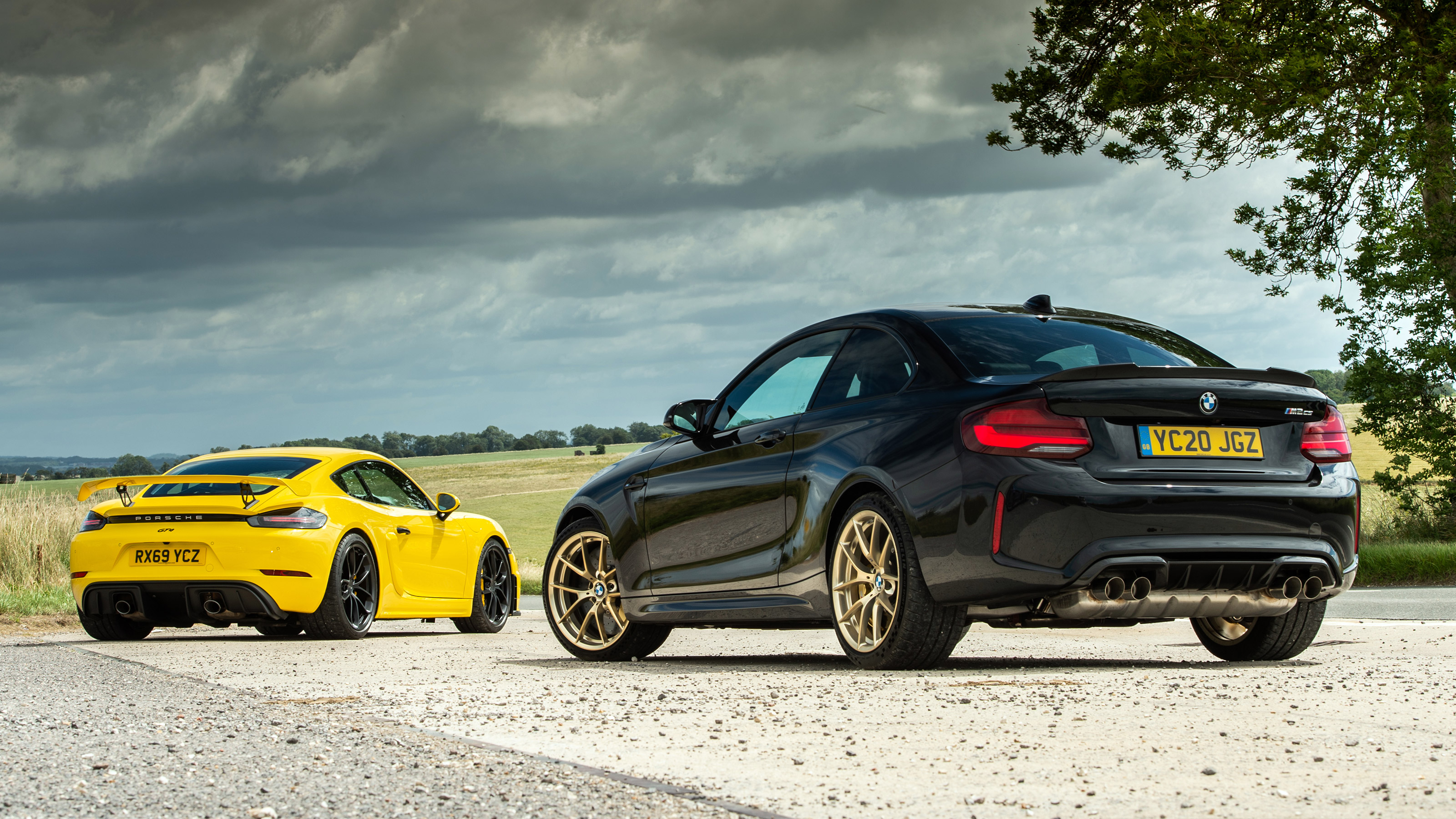 BMW M2 CS v Porsche 718 Cayman GT4