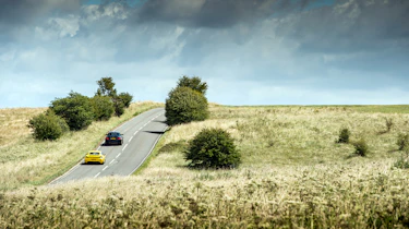 BMW M2 CS v Porsche 718 Cayman GT4