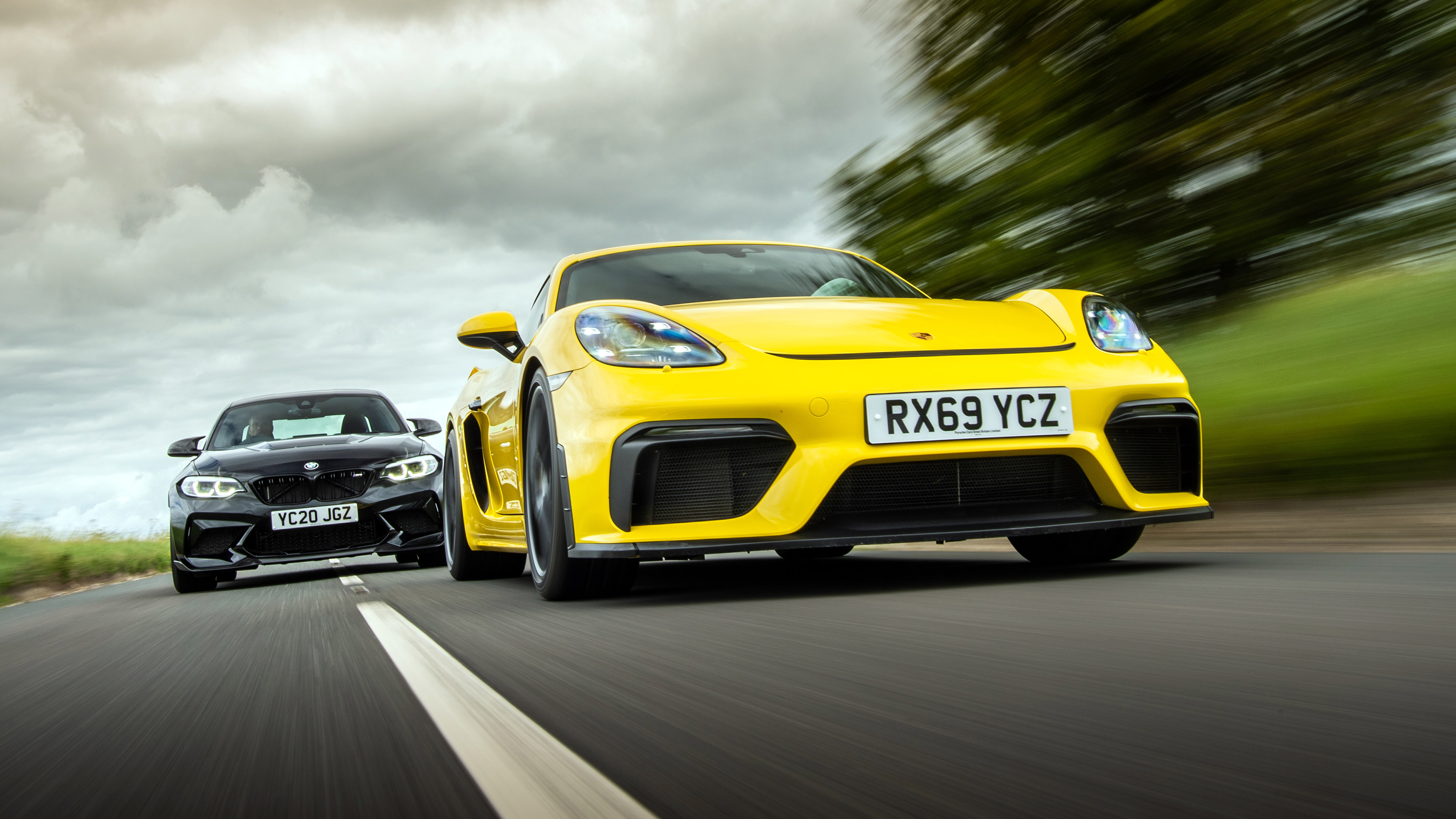 BMW M2 CS v Porsche 718 Cayman GT4