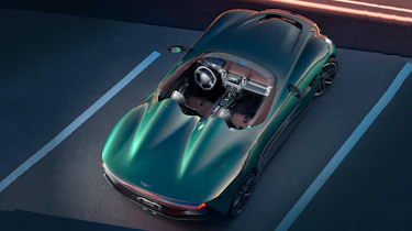Aston Martin DBR22 - rear