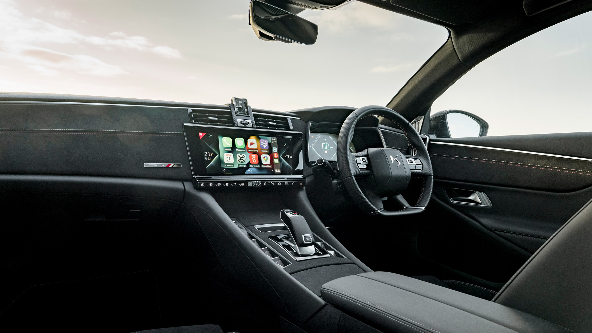 DS9 Performance Line – interior