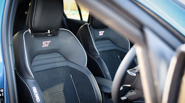 Ford Focus ST Estate FF – seats