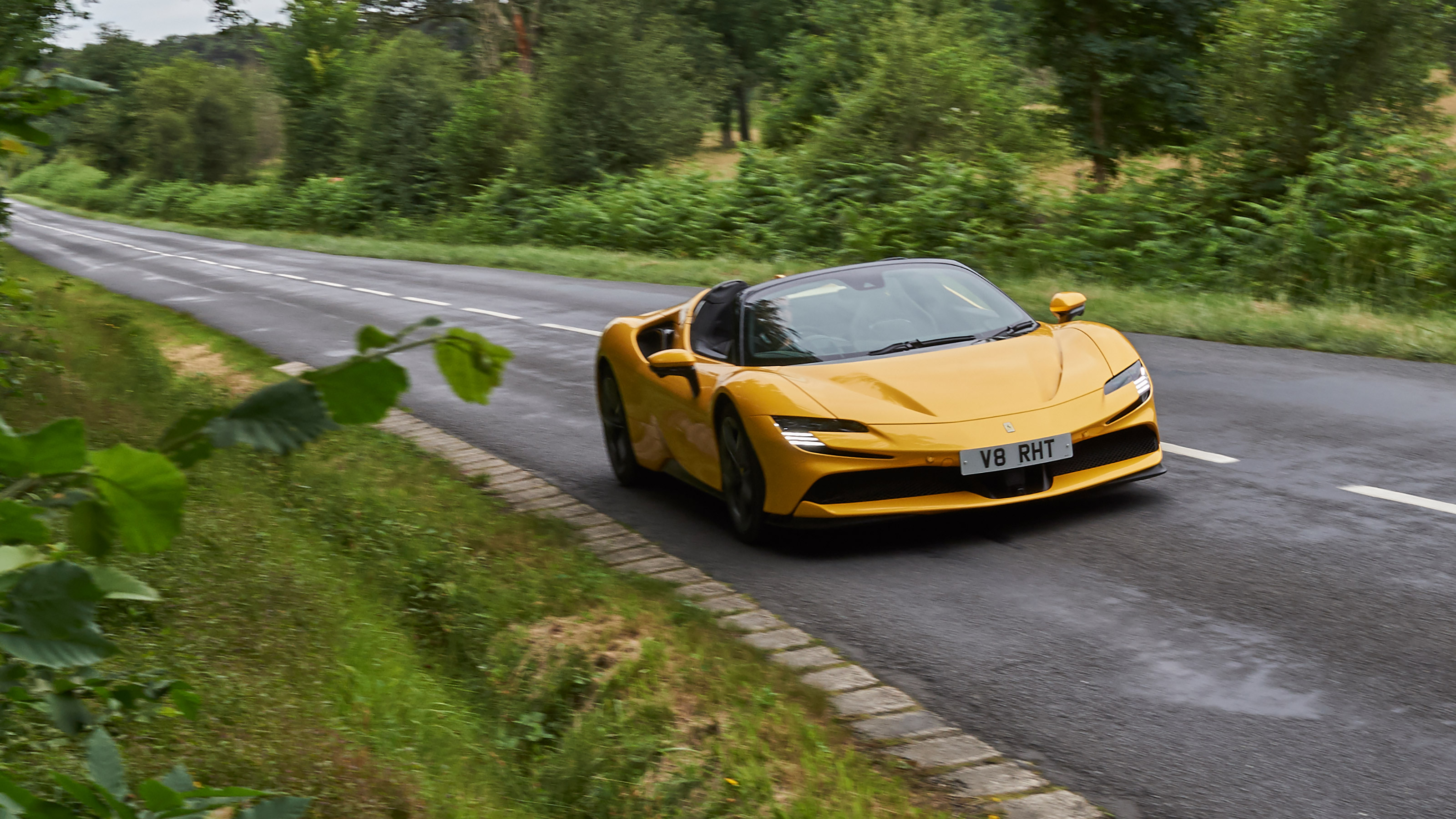 Ferrari SF90 Spider