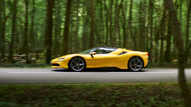 Ferrari SF90 Spider