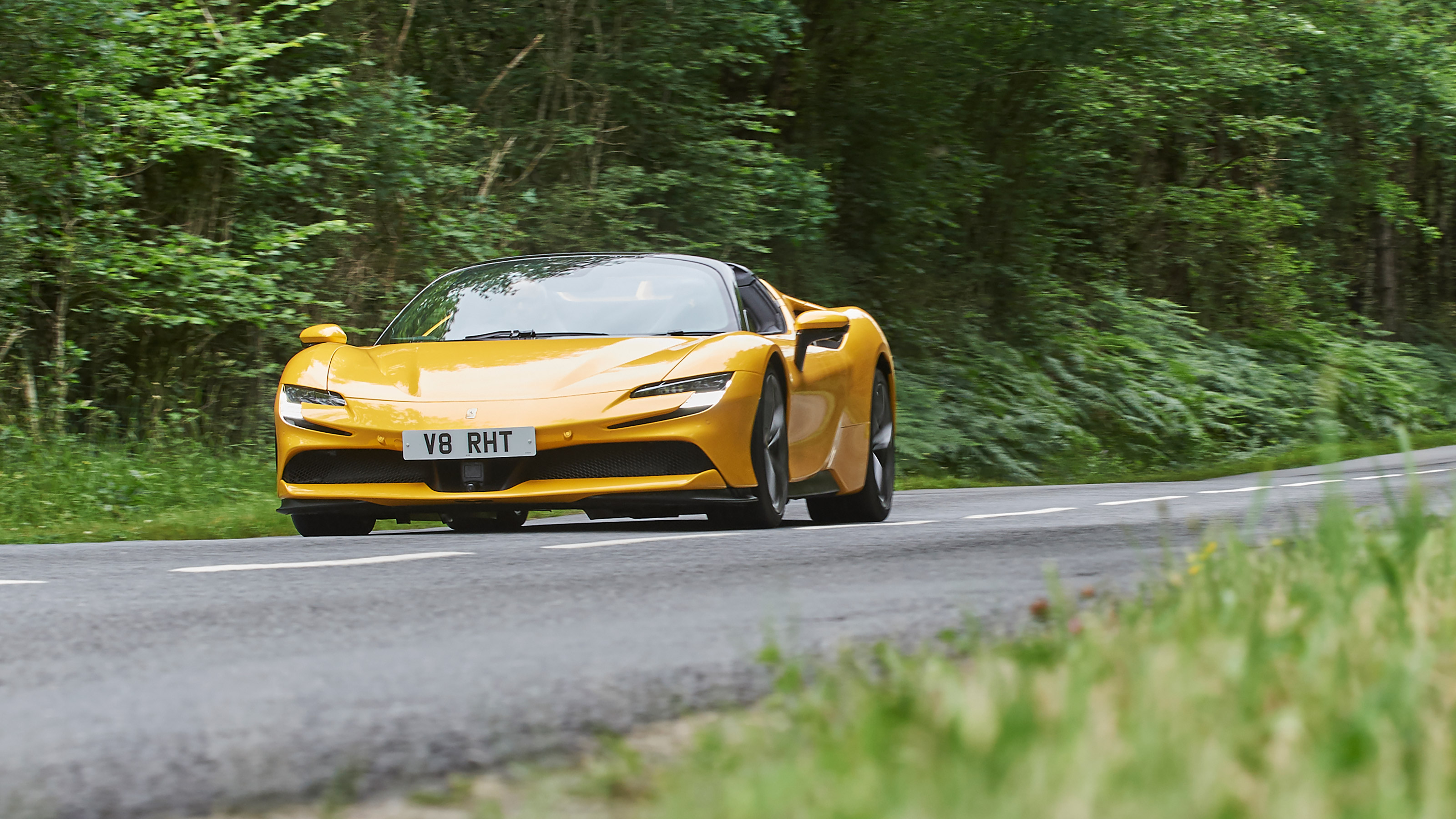 Ferrari SF90 Spider