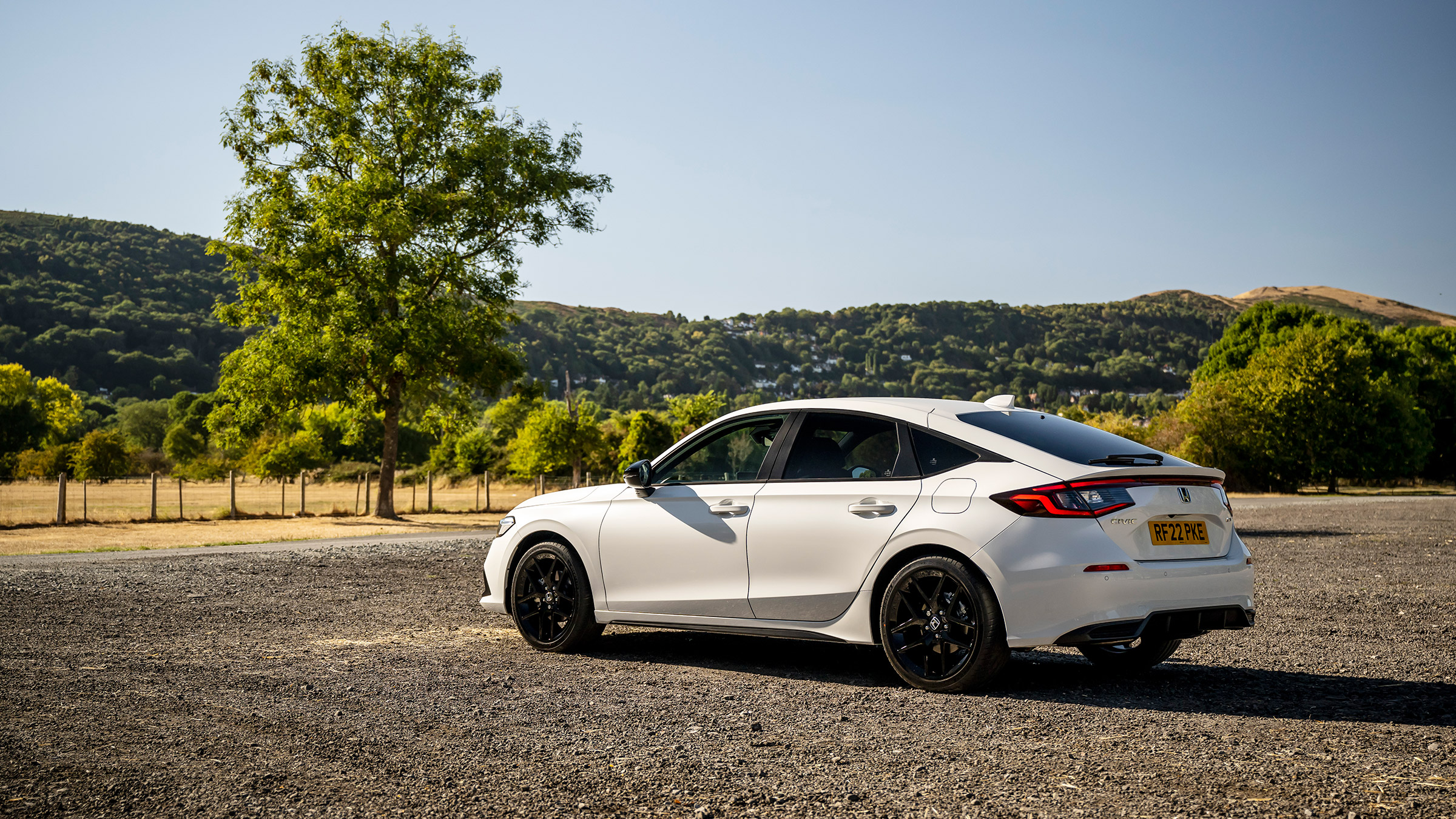 Honda Civic e:Hev – rear static