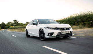 Honda Civic e:Hev – front tracking
