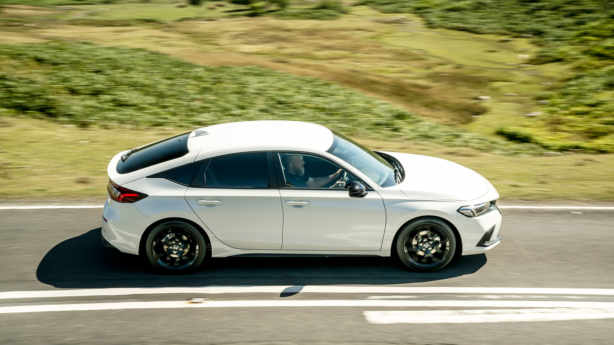 Honda Civic e:Hev – pan