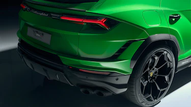 Lamborghini Urus Performante – green rear bumper