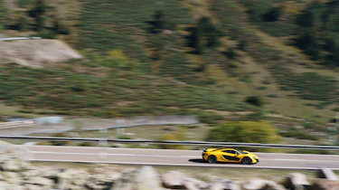 P1 in the Pyrenees – pan