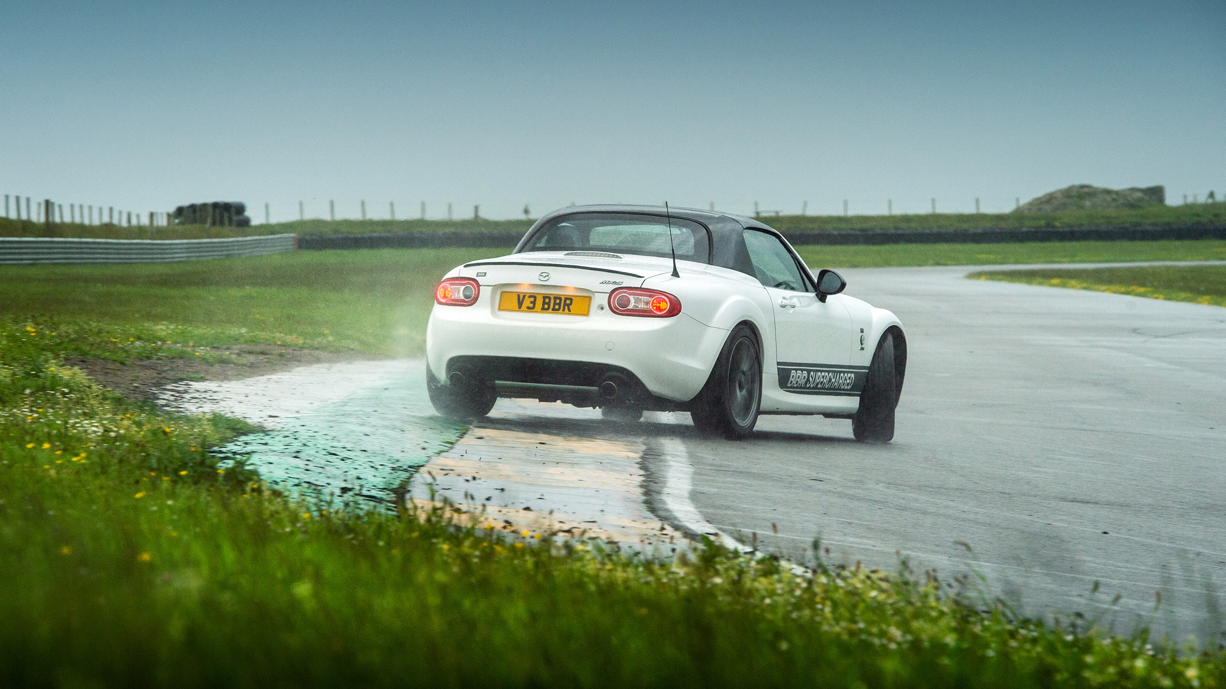 BBR MX-5 supercharged – slide