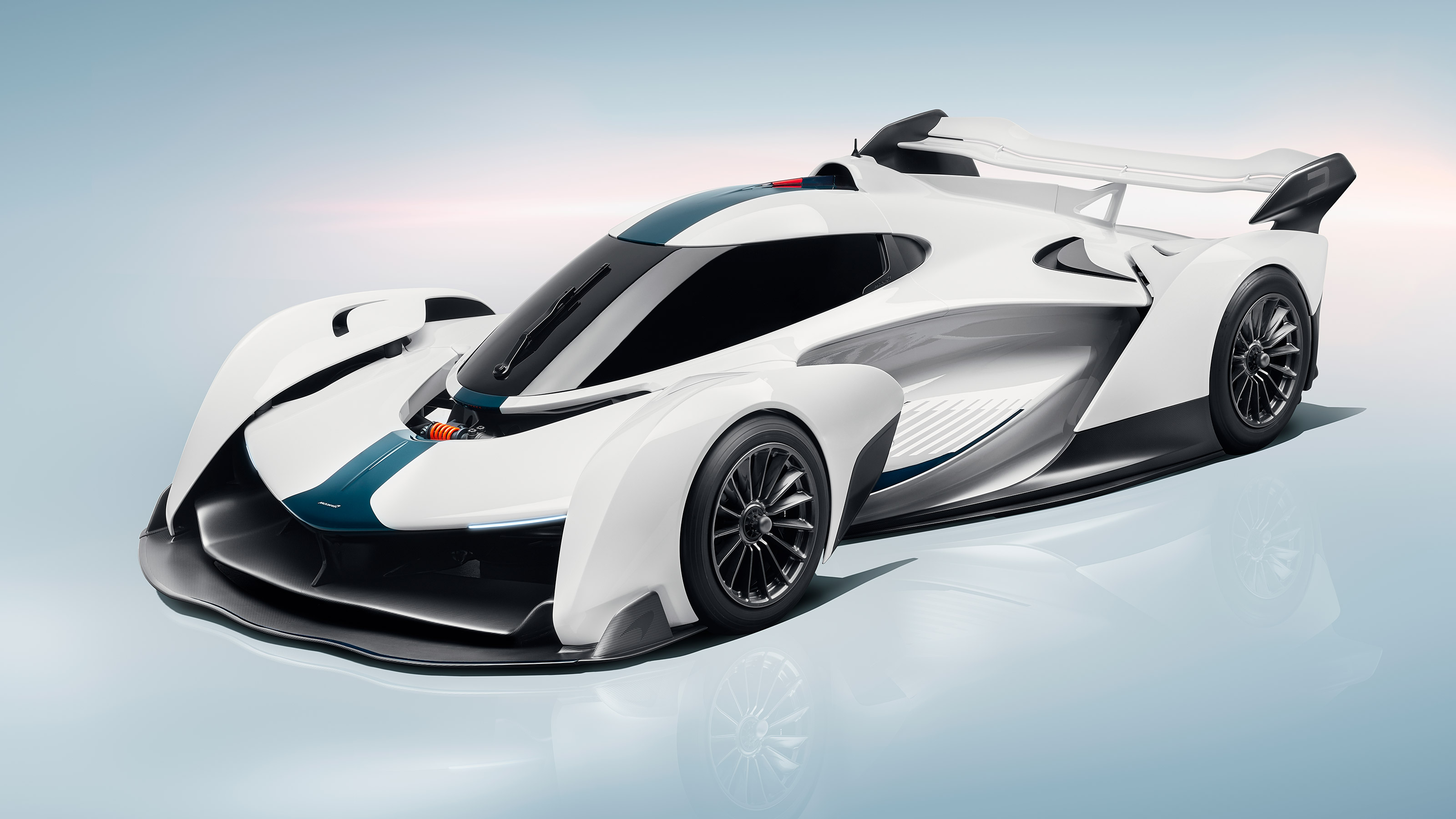 McLaren Solus GT